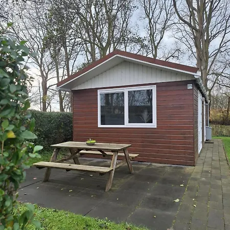 Aan Het Einde - 273 *