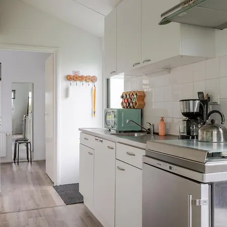 Aan Het Einde - 273 *