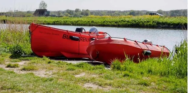 Aan Het Einde - 273 *