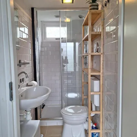 Aan Het Einde - 273 * Warmenhuizen